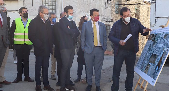 El Gobierno regional invierte 1,2 millones de euros para evitar futuras inundaciones en el municipio ribereño de Alcocer 1 El Gobierno regional invierte 1,2 millones de euros para evitar futuras inundaciones en el municipio ribereño de Alcocer