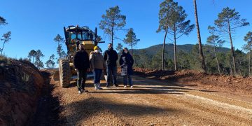 El Gobierno regional invierte más de 170.000 euros en la adecuación de dos caminos forestales en Talayuelas y su pedanía Casillas de Ranera