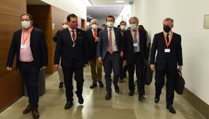 El Gobierno regional reafirma su compromiso para acelerar una transición energética justa y responsable con criterios sociales y medioambientales que siguen estándares de máxima exigencia