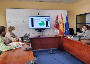 El Gobierno regional reúne de nuevo a la Mesa de la Resina
