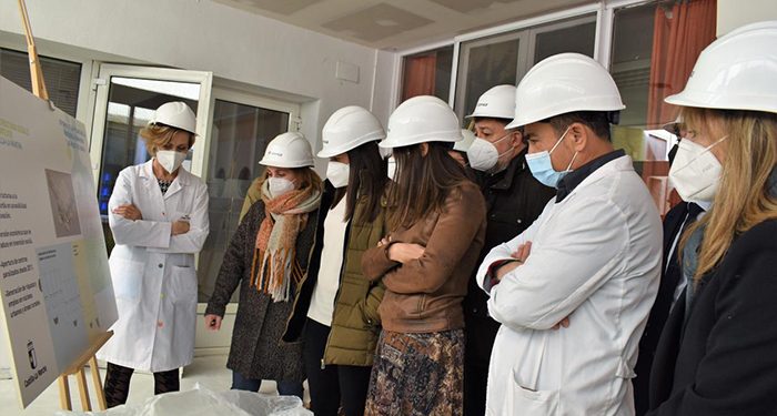 el gobierno regional supervisa las obras de reforma de la residencia de atencion a personas mayores ‘las hoces de cuenca