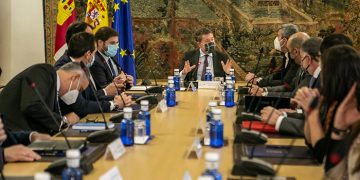 El Gobierno regional y las entidades bancarias refuerzan las vías de colaboración en torno a la movilización de vivienda vacía