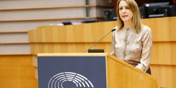 Maestre expresa su compromiso con los productores de lavanda y les traslada un mensaje de “certidumbre”