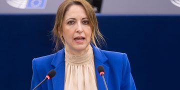 Maestre pide en el Parlamento Europeo garantías de futuro para los productores de lavanda