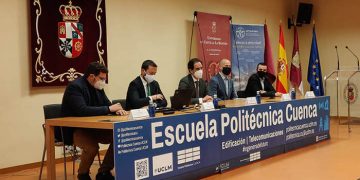 Expertos debaten en la Escuela Politécnica del Campus de Cuenca las oportunidades vinculadas a la transformación digital