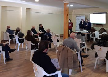 Ganaderos de la Sierra Norte de Guadalajara reciben formación en el manejo del ganado para prevenir ataques de lobo