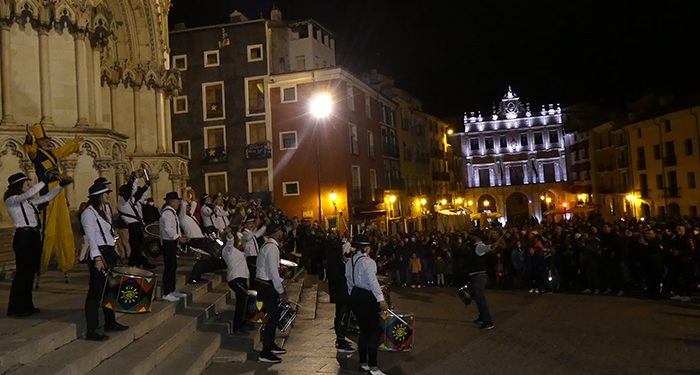 Gran participación en la Fiesta de los años 20 celebrada en el Casco Antiguo de Cuenca con motivo del carnaval