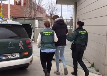 Intentó huir de un control de la Guardia Civil en Villanueva de la Torre y provocó un accidente ha sido detenido además por robo