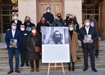 Junta, Diputación y Ayuntamiento de Cuenca junto con la RACAL rinden homenaje al artista Miguel Ángel Moset