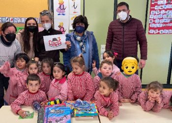 La Asociación de Libreros de Cuenca entrega los premios correspondientes a la campaña del Día de las Librerías