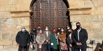 La Diputación de Cuenca restaura las puertas de la Iglesia Parroquial de Ledaña con una inversión de 10.000 euros