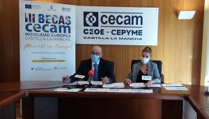 La patronal conquense anima a los jóvenes a participar en las III Becas CECAM de movilidad europea