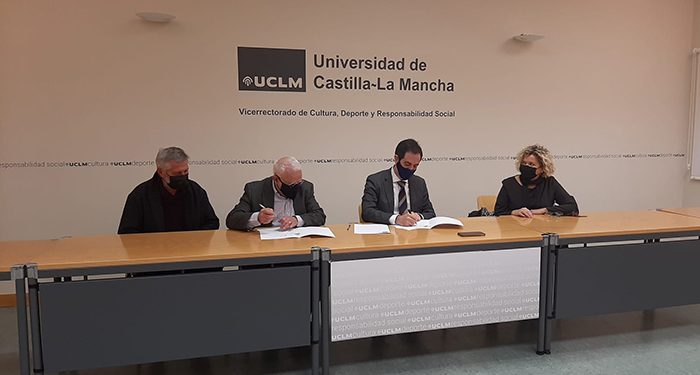 La UCLM acuerda con la RACAL que sus académicos hagan uso de la Biblioteca General del Campus de Cuenca 1 La UCLM acuerda con la RACAL que sus académicos hagan uso de la Biblioteca General del Campus de Cuenca