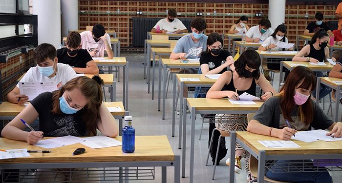 La UCLM trabaja en la definición de un examen de Historia de la EvAU con un formato igual para toda España