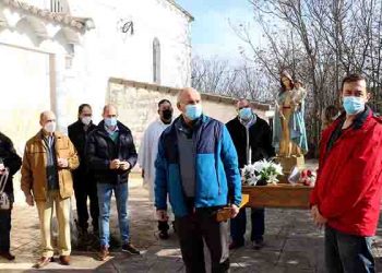 La Virgen de las Candelas vuelve a salir en procesión por las calles de Tabladillo