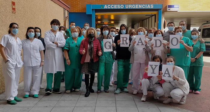 Los Técnicos Superiores Sanitarios se concentran a las puertas de los hospitales de Castilla-La Mancha para exigir su reconocimiento profesional