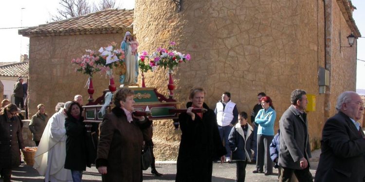 Tortas y Carideiros para la Candelaria en Pajares