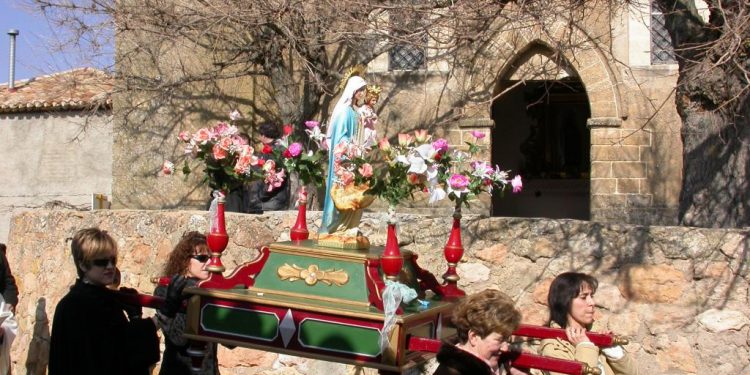 Tortas y Carideiros para la Candelaria en Pajares
