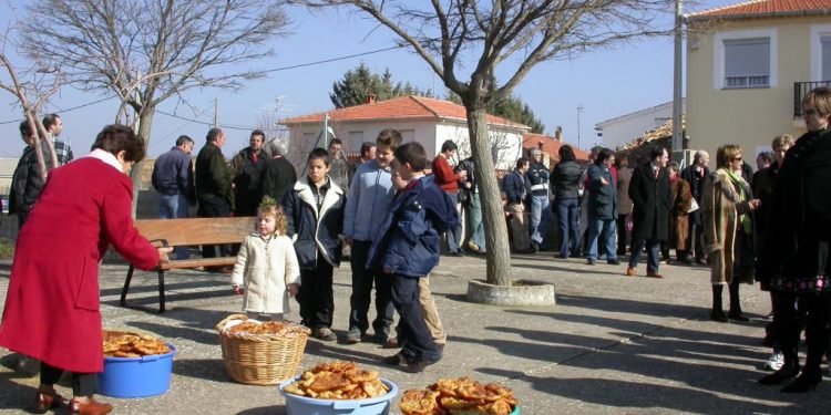 Tortas y Carideiros para la Candelaria en Pajares