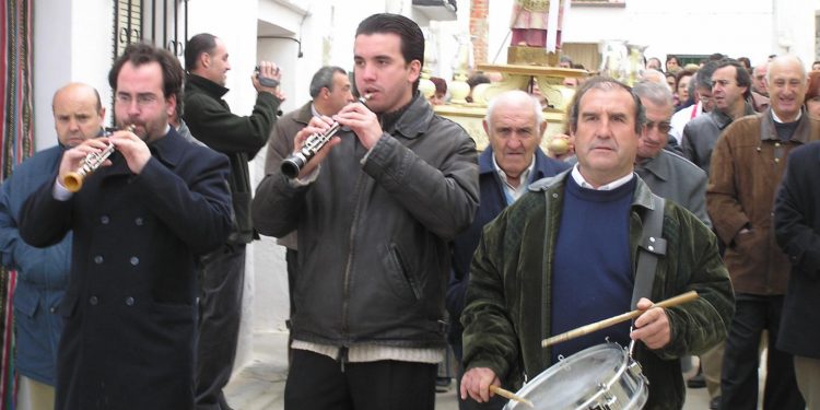 En La Peraleja,  San Blas, procesión y galopeo del año 2005