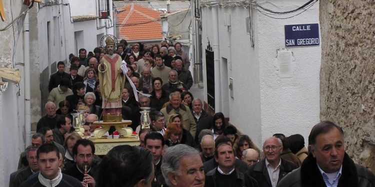 En La Peraleja,  San Blas, procesión y galopeo del año 2005