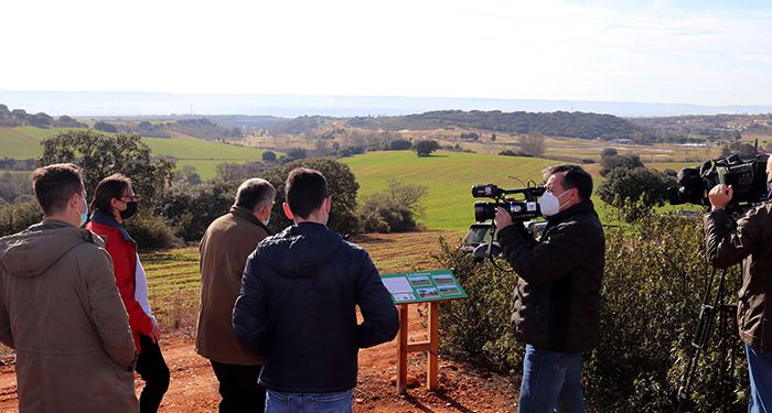 Presentadas las nuevas rutas senderistas que recorren el término de Cabanillas