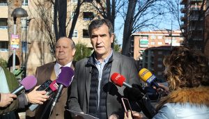 Román alerta de una disminución progresiva de efectivos de la guardia civil en Guadalajara y pide al Gobierno que se cubran todas las plazas vacantes