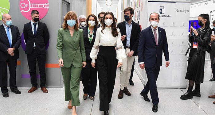 Galería fotográfica de la visita de la reina Letizia al Espacio TYCE de Guadalajara