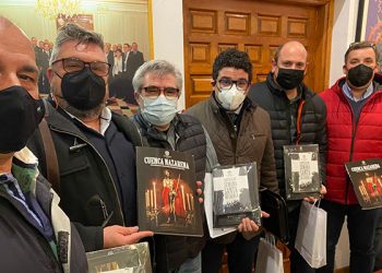 A la venta las Publicaciones Oficiales de la Junta de Cofradías para 2022, que incluyen una carpeta con todos los carteles