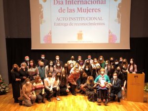 Emotivo acto por el Día de la Mujer en el que se ha reconocido a Soco Cordente, Josefina Soriano, Macarena Dolz, Andrea Blanco y al CB Cuenca femenino 