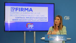 Agudo anima a los castellanomanchegos a que firmen en contra de la política de subida de impuestos para que Sánchez y Page `saquen sus manos´ de los bolsillos de los ciudadanos