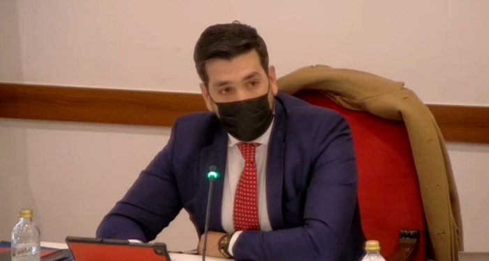 Alguacil: “El gobierno de Rojo aprueba una subida de la tasa de basura sin ni siquiera estudiar otras opciones” 1 Alguacil “El gobierno de Rojo aprueba una subida de la tasa de basura sin ni siquiera estudiar otras opciones”