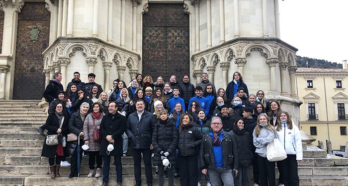 Alumnos y profesores de Suecia visitan el IES Alfonso VIII y son recibidos en el Ayuntamiento de Cuenca 1 Alumnos y profesores de Suecia visitan el IES Alfonso VIII y son recibidos en el Ayuntamiento de Cuenca