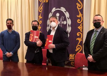 Ayuntamiento de Cuenca y Junta de Cofradías celebran el regreso de “nuestra querida” Semana Santa