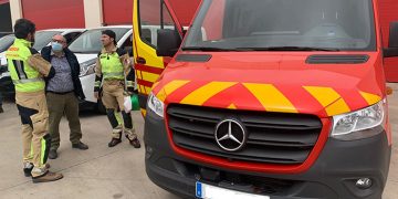 Bomberos de Cuenca viajan a la frontera de Polonia para llevar productos de primera necesidad y traer 40 refugiados