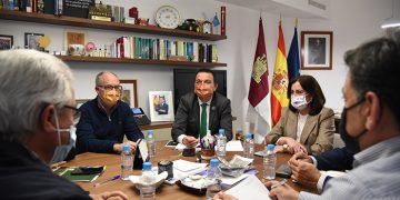 Castilla-La Mancha insuflará a la agricultura y la ganadería otros 34 millones de euros de la PAC adelantando el pago un mes respecto a la campaña anterior