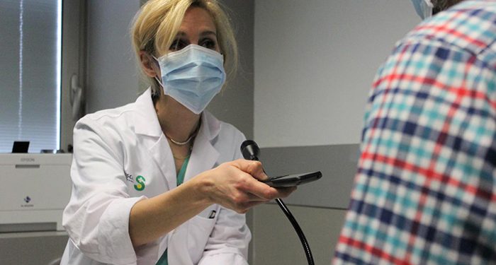 Castilla-La Mancha refuerza el servicio de interpretación telefónica y traducción simultánea y documental, multilingüe en el ámbito sanitario