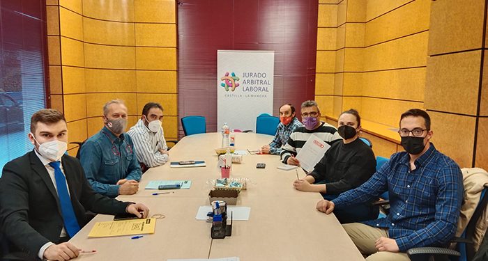 Constituida la mesa que negocia el convenio colectivo del sector de las panaderías 1 Constituida la mesa que negocia el convenio colectivo del sector de las panaderías