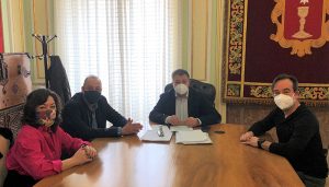 Dolz conoce la participación de la Galería Casa Zóbel en la feria Antik Passion Almoneda, donde mostrará “el arte de Cuenca”