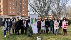 Dolz felicita a Alcer en su 40 aniversario y participa en la plantación del Árbol de la Vida en agradecimiento a los donantes
