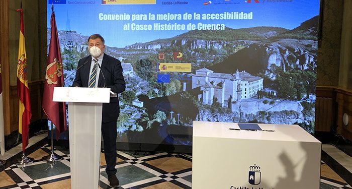 Dolz muestra su satisfacción ante la licitación por el Gobierno regional de la redacción del proyecto para la mejora de la accesibilidad al Casco