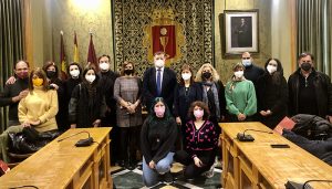 Dolz recibe a un grupo de profesores griegos, italianos y españoles que participan en un proyecto Erasmus+ junto a docentes del colegio ‘El Carmen’