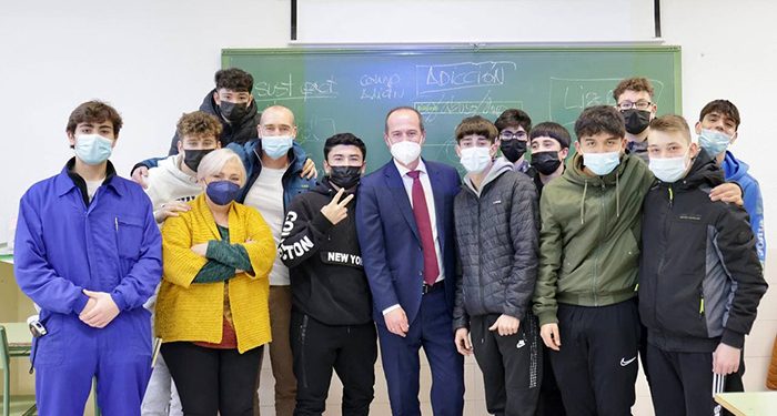 El Ayuntamiento de Guadalajara desarrolla sesiones de prevención en centros escolares frente a las adicciones junto a Proyecto Hombre y la UNED