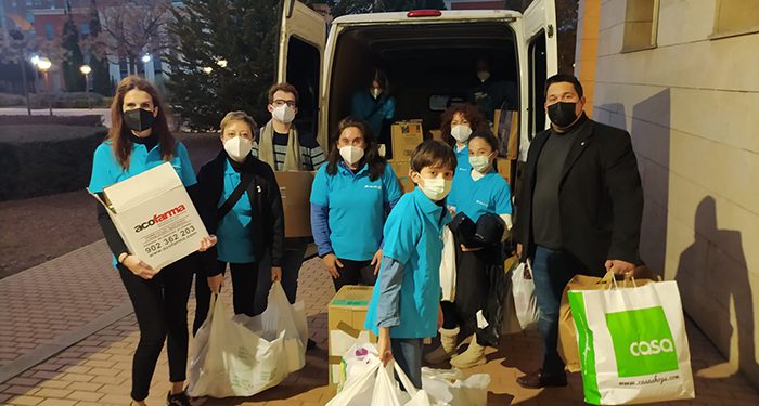 El Consejo de Representantes de Estudiantes de la UCLM recoge más de 15 000 kilos de ayuda para Ucrania 1 El Consejo de Representantes de Estudiantes de la UCLM recoge más de 15 000 kilos de ayuda para Ucrania