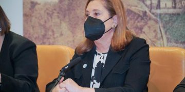 El Gobierno regional ayudará al alumnado ucraniano a superar el impacto emocional de la guerra y le facilitará materiales para la comprensión del castellano