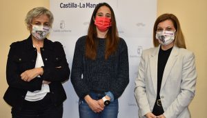 El Gobierno regional destaca la figura de Mónica Plaza como referente “en un mundo muy masculinizado como es el del motor”