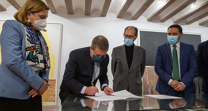 El Gobierno regional destaca que Rafael Canogar “es un gran artista y embajador de la Cultura de Castilla-La Mancha allá donde va”