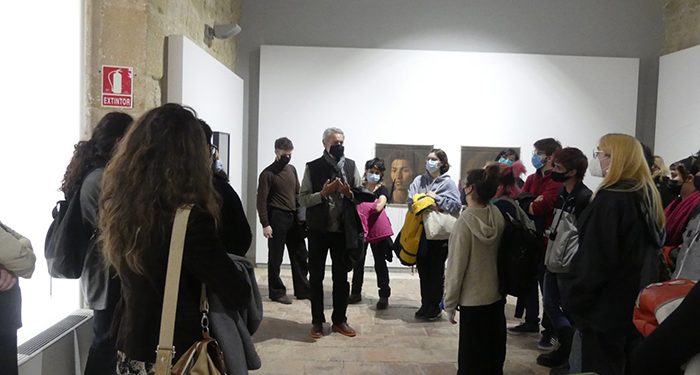 El Museo de Fotografía de Huete, dependiente de la FAP, acoge los rostros y miradas de Luis González, gracias a la Fundación Telefónica