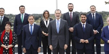 El Rey recibe en audiencia a los miembros de la asamblea del grupo de Ciudades Patrimonio de la Humanidad de España