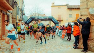 Israel Fernández y María Jesús Algarra se imponen en el Alto Arambio de Salvacañete